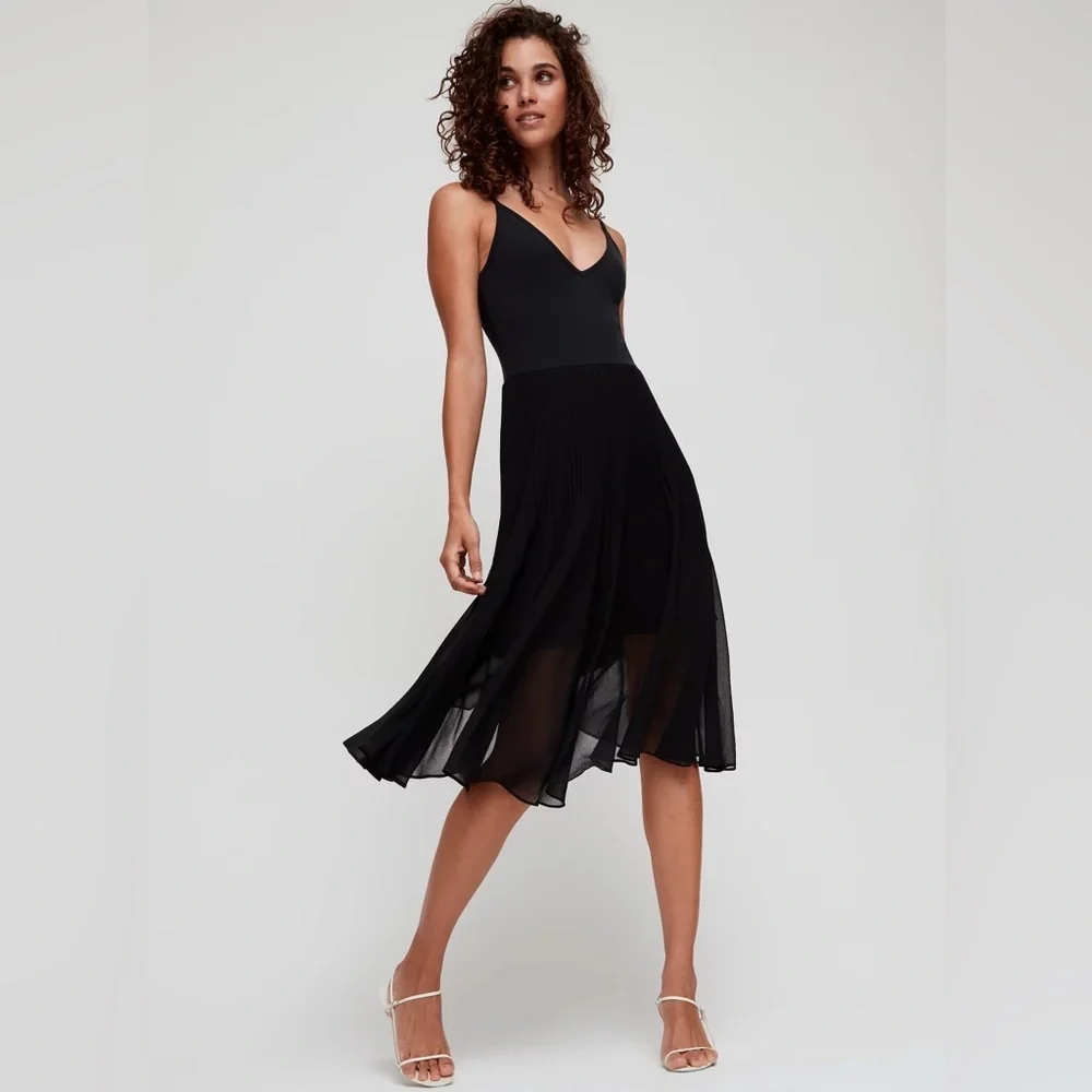 Aritzia Wilfred Daphnee Dress - Picture 1 of 9